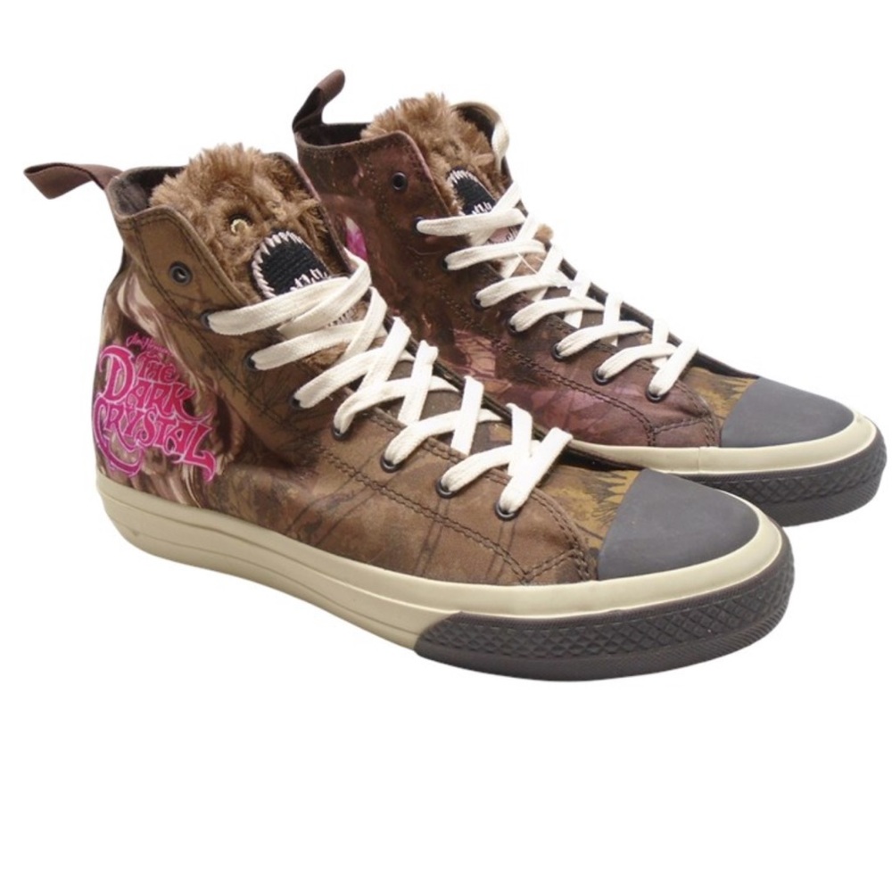 Woman’s Fun “The Dark Crystal” High-Top Sneakers: Brown Design, Sz. 10[321G]
